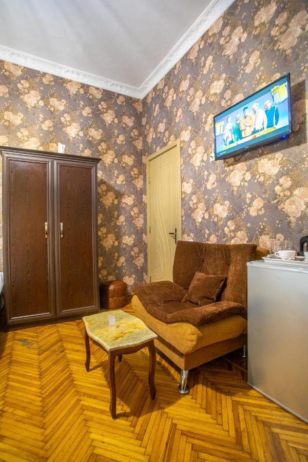 Hotel Mkudro クタイシ エクステリア 写真