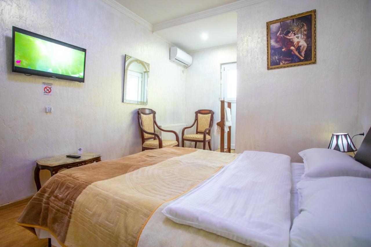 Hotel Mkudro クタイシ エクステリア 写真