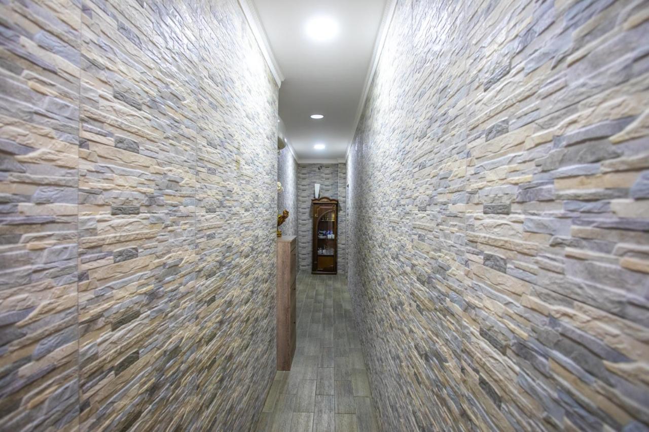 Hotel Mkudro クタイシ エクステリア 写真
