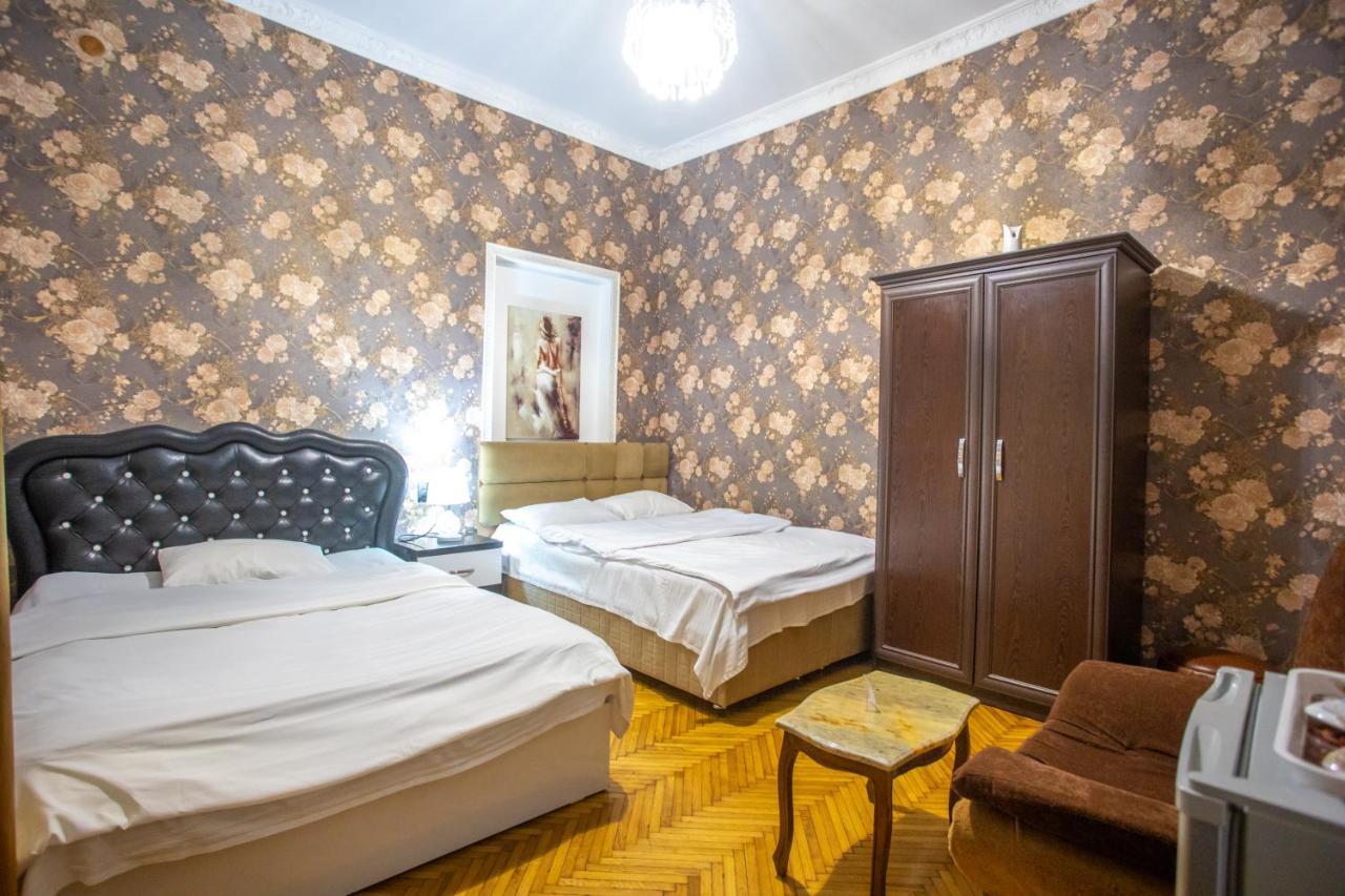 Hotel Mkudro クタイシ エクステリア 写真